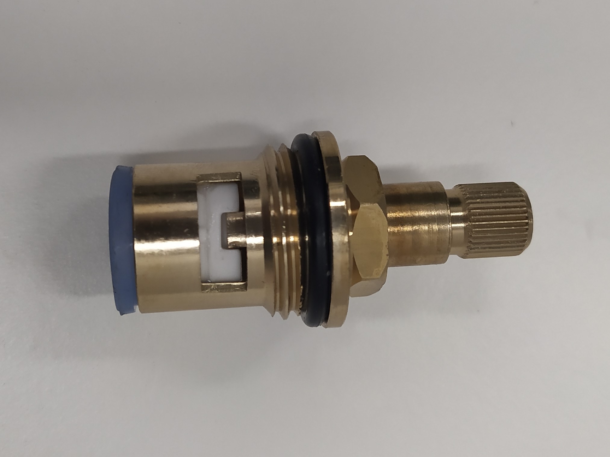 Function switch, for kitchen taps